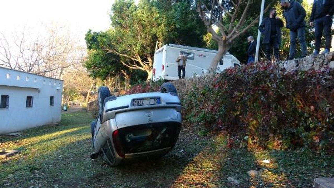 Berna öğretmen, otomobiliyle parka uçtu