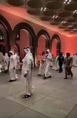 شاهد.. الشيخ تميم بن حمد يُقيم مأدبة عشاء على شرف الأمير محمد بن سلمان