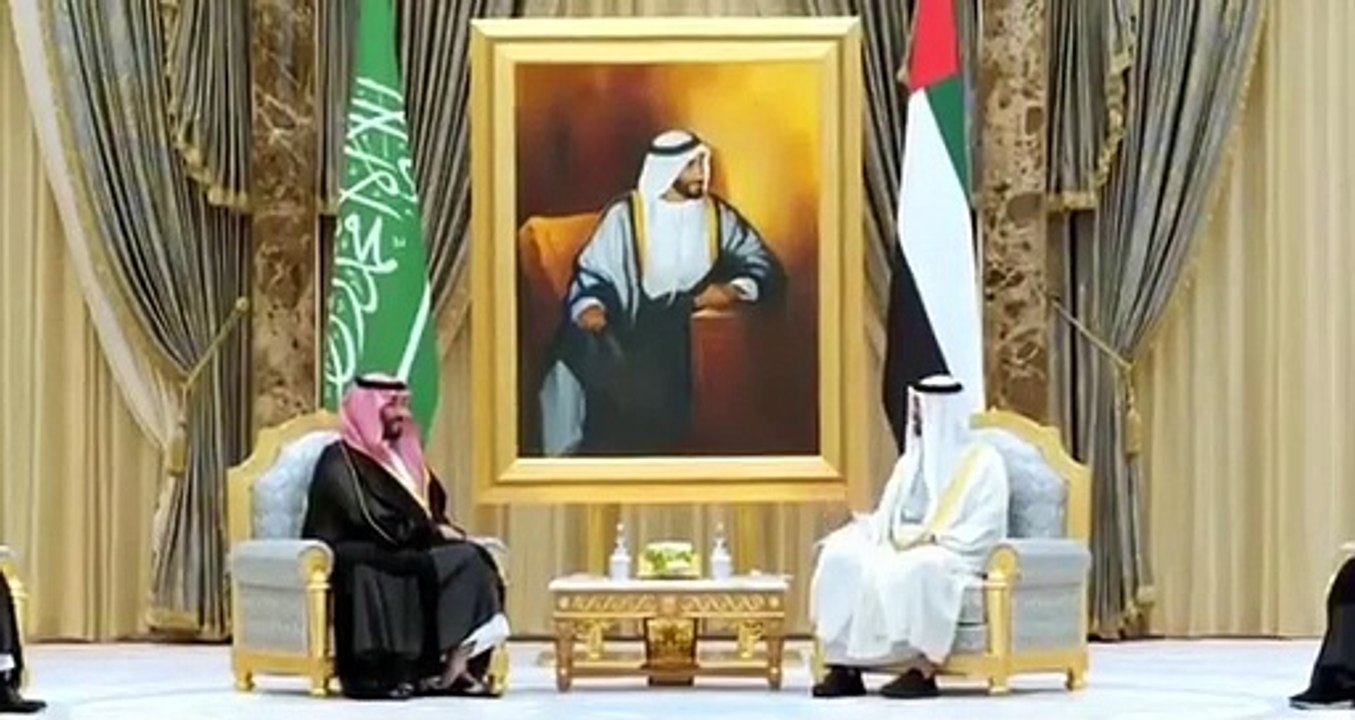 شاهد.. حوار الشيخ محمد بن زايد مع الأمير محمد بن سلمان: الله لا يفرقنا يابوسلمان