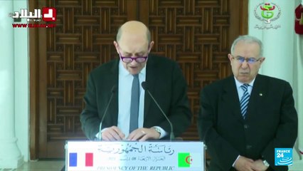 Top French diplomat urges easing of tension with Algeria