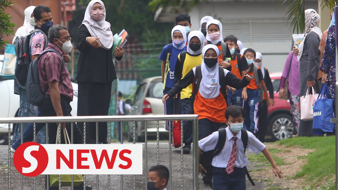 Education Ministry to build new schools to fully replace 32 at-risk schools