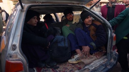 Video | Taliban'dan kaçan Afgan göçmenlerin korkulu İran'a yolculuğu