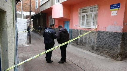 Çocuklarını eski eşinden isteyen baba, boşandığı eşinin kocası tarafından silahla vuruldu