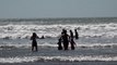 Nicaragüenses disfrutan de las cálidas aguas de Pochomil y Masachapa