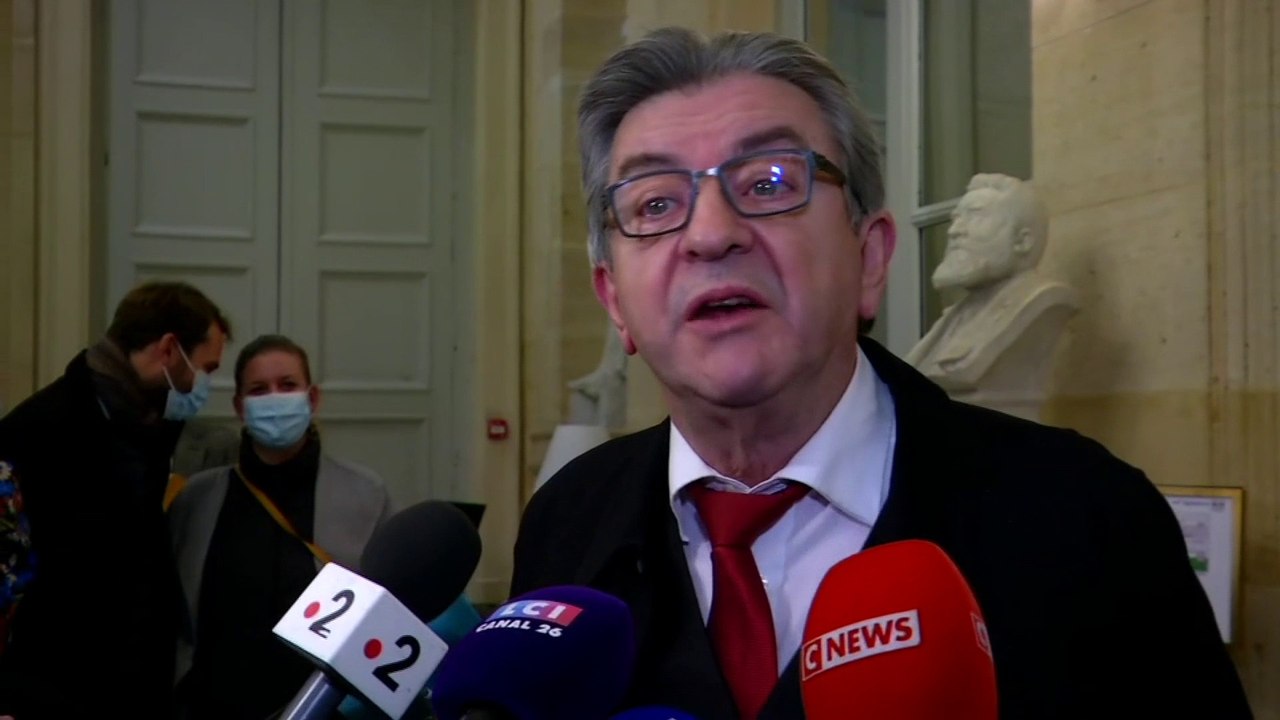 "Avec ce genre de comédies, on finit par dégoûter tout le monde": Jean-Luc Mélenchon répond à Anne Hidalgo