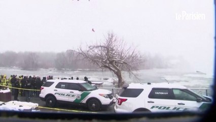 L'impressionnante intervention de la police pour tenter de secourir une conductrice