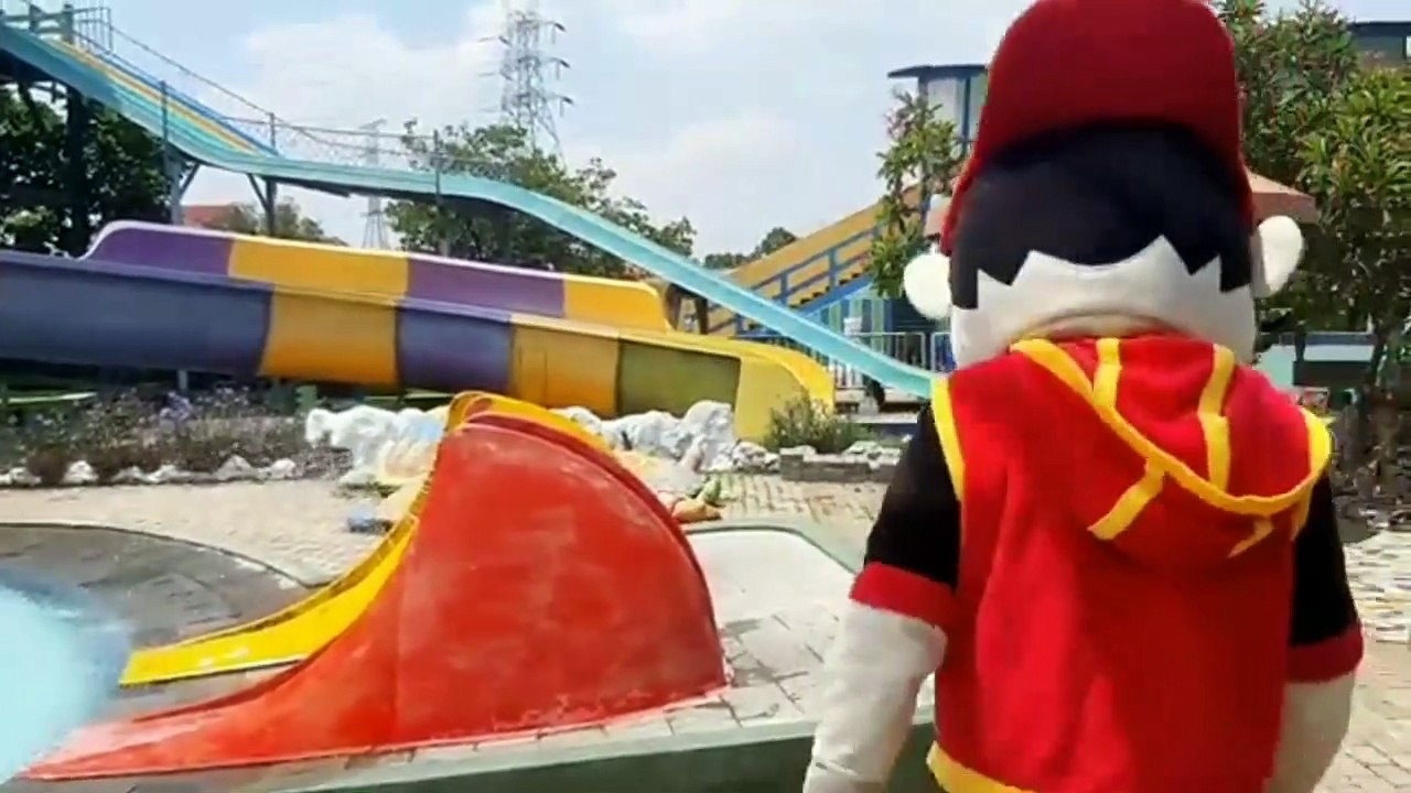 Badut Lucu BOBOIBOY Liburan Ke Kolam Renang