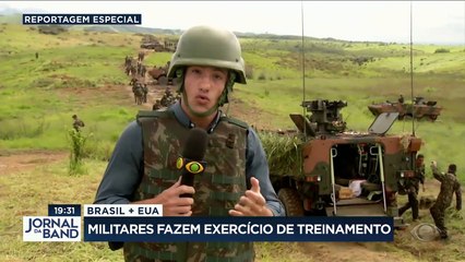 As forças armadas do Brasil e dos Estados Unidos fazem um treinamento conjunto no interior do Rio.