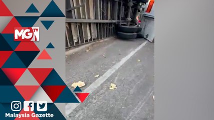 Trak Terbalik, 47 Pendatang Terbunuh Dalam Kemalangan