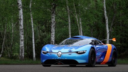 Alpine - 50 nuances de bleu - une couleur iconique en mouvement