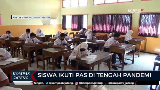 Siswa Ikuti Penilaian Akhir Semester di Tengah Pandemi