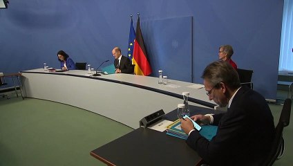 Ο νέος καγκελάριος της Γερμανίας συναντά τον Γάλλο πρόεδρο