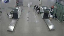 Son dakika haberi! Havalimanında kaçakçılık operasyonu: Bisküvi ve çikolata paketlerinde elektronik sigara filtresi ele geçirildi