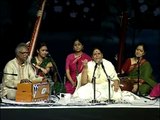 Indian classical singer singing - _Jhoola Dheere Se Jhulao_