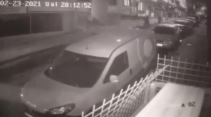 Son Dakika | İstanbul'da dehşet anları kamerada: 7 çocuk babasını iş için çağırıp sokak ortasında vurdular