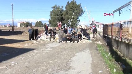 BELEDİYE YOLU SATTI, MAHALLELİNİN ULAŞIMI 4 KİLOMETRE UZADI