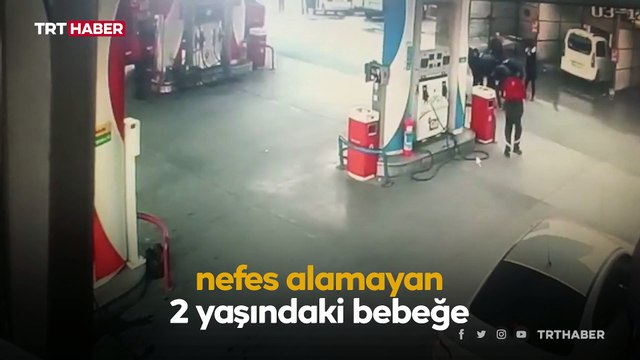 İtfaiye ekipleri yangın dönüşü bebeğe nefes oldu