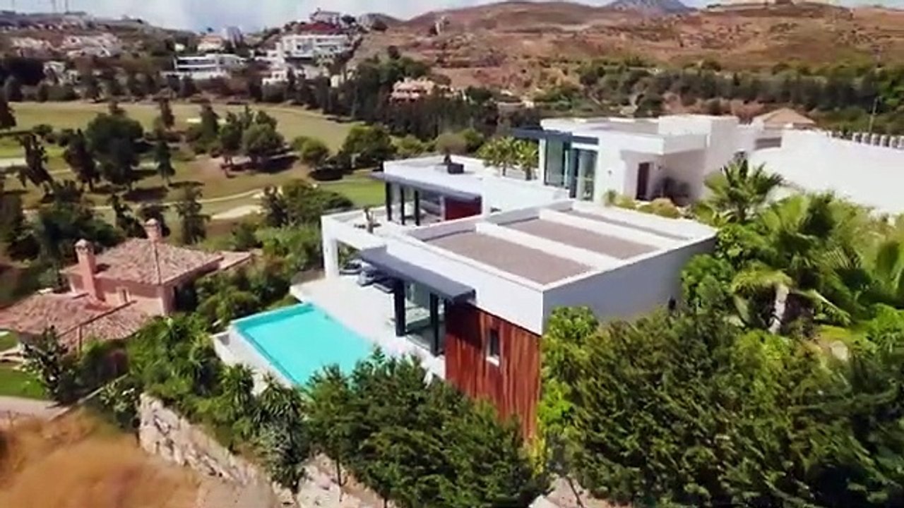 Une villa luxueuse contemporaine conçue par l'architecte Carlos Lamas - Espagne