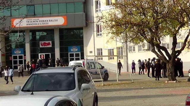 Ders arasında okulun penceresinden atlayan kız öğrenci yaralandı