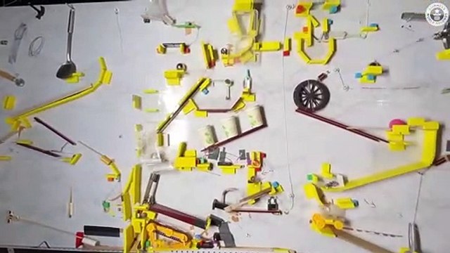 Nouveau Record du monde de la plus grande machine de Rube Goldberg