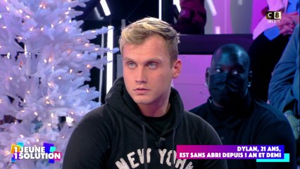 Dylan, 21 ans, se retrouve à la rue après ses études et cherche un emploi