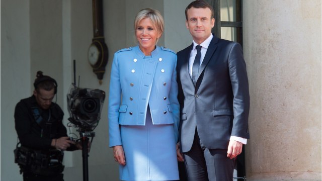 GALA VIDEO - Brigitte Macron a vécu une grosse frayeur lors d’un déjeuner avec François Hollande et Julie Gayet