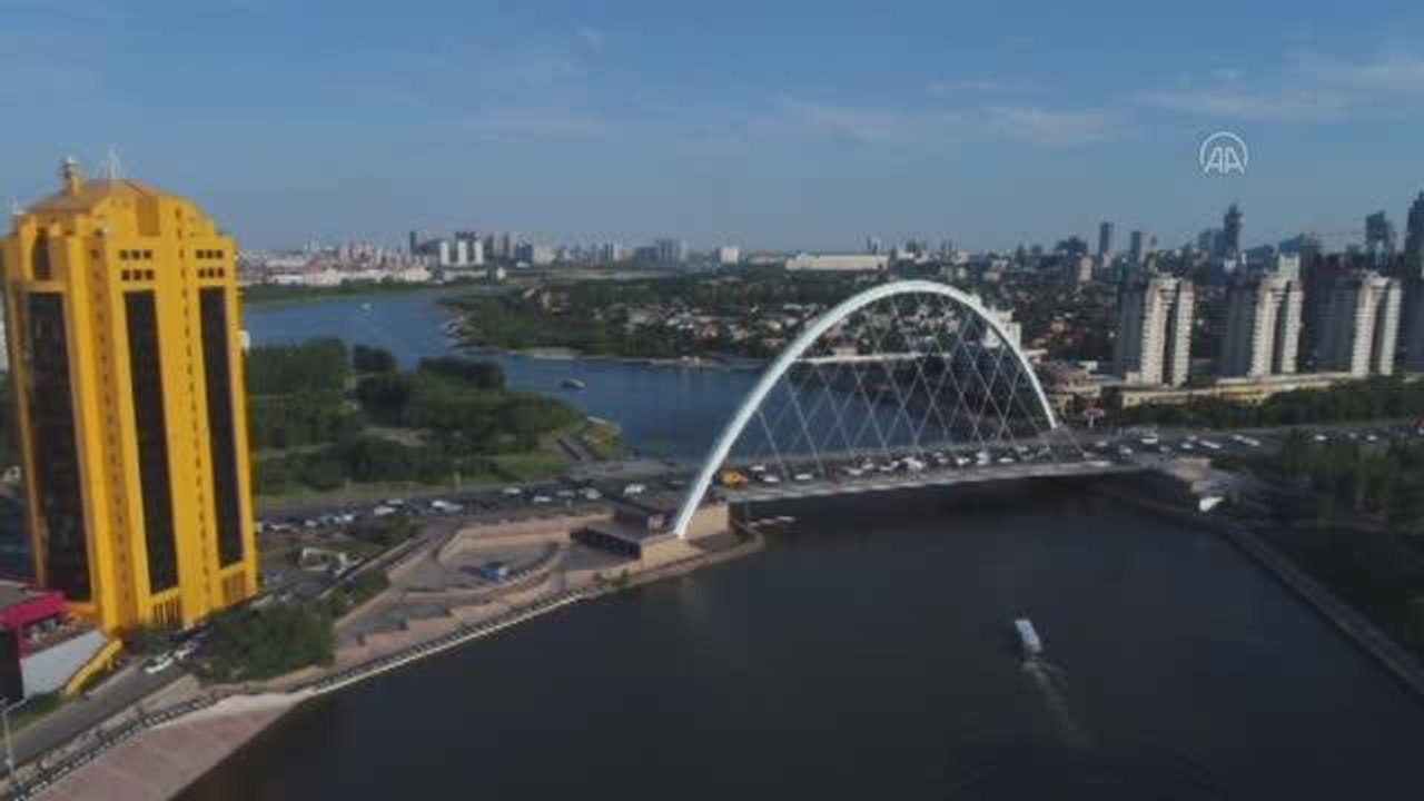 Orta Asya'nın en geniş topraklara sahip ülkesi Kazakistan, bağımsızlığının 30. yılını kutluyor