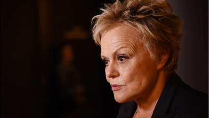 GALA VIDÉO - Muriel Robin harcelée sur les réseaux depuis sa “prise de bec” avec Jean-Marie Bigard