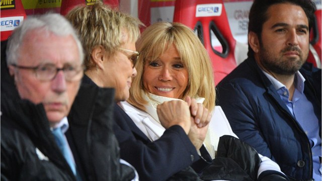 GALA VIDEO - Brigitte Macron, huée et sifflée à Reims : la Première dame victime d'un traquenard ?