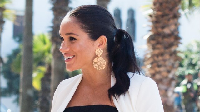 GALA VIDEO - Meghan Markle : Comment le palais contre attaque après les attaques racistes