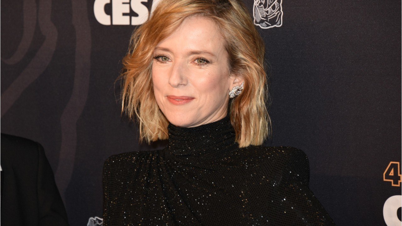 GALA VIDÉO - Léa Drucker, sacrée meilleure actrice aux César 2019 : quel est son lien de parenté avec Michel Drucker ?