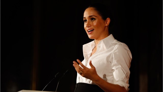 GALA VIDÉO - La reine en colère : Meghan Markle menacée par la sortie d’un vieux film très embarrassant