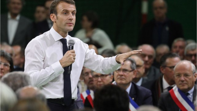 GALA VIDEO - Emmanuel Macron : ce nouveau dérapage verbal qui ne va pas plaire à Brigitte