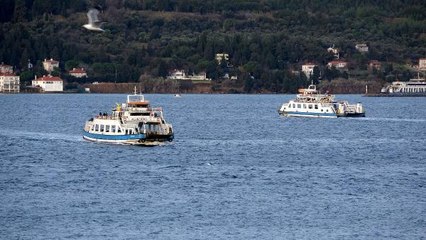 GÖKÇEADA VE BOZCAADA'YA FERİBOT SEFERLERİ İPTAL EDİLDİ