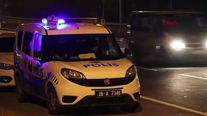 Polisler durdurunca ortaya çıktı: Yürekleri yakan görüntü!