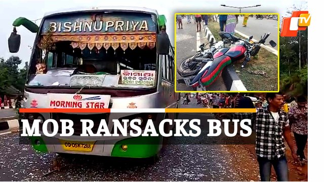 WATCH | Bus Ransacked By Irate Mob After Accident