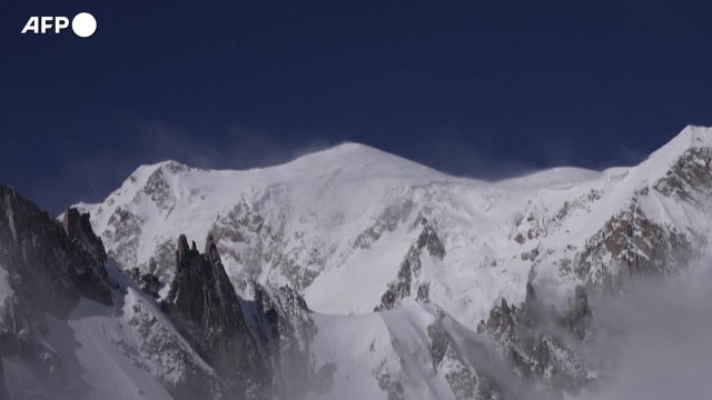 Ghiacciai si ritirano, clima cambia profilo delle Alpi