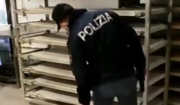 Roma - Controlli al Casilino, sequestrati 273 chili di prodotti alimentari (11.12.21)