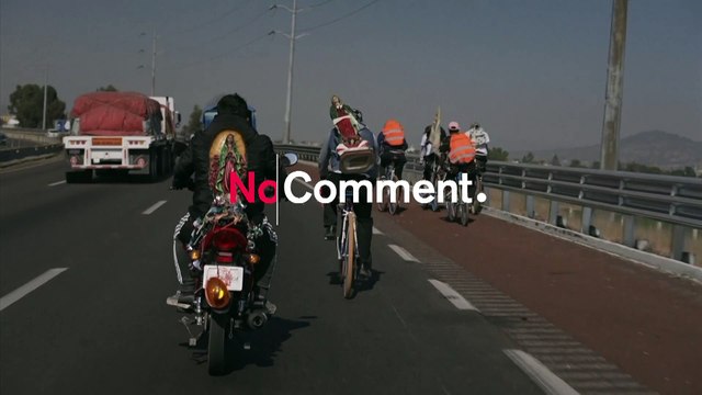 Los devotos de la Virgen de Guadalupe se preparan para celebrar su festividad en México