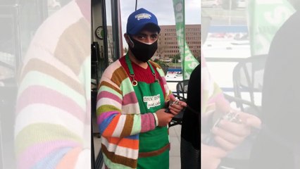 23 yaşındaki down sendromlu Zeynel hikayesiyle üzdü! Sesiyle de mest etti