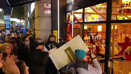 guillem ramos - mani barcelona passaport covid