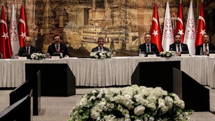 Hazine ve Maliye Bakanı Nebati ilk toplantısını iş dünyasıyla yaptı! İşte 7 saatlik zirveden çıkan sonuç