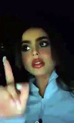 اللبنانية يومي تهدد متابيعها المسيئين لها : هجيبكم وهحاسبكم بكل بلد عندي محامي