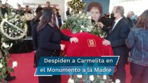 Despiden a Carmen Salinas entre música, aplausos y porras en el Monumento a la Madre