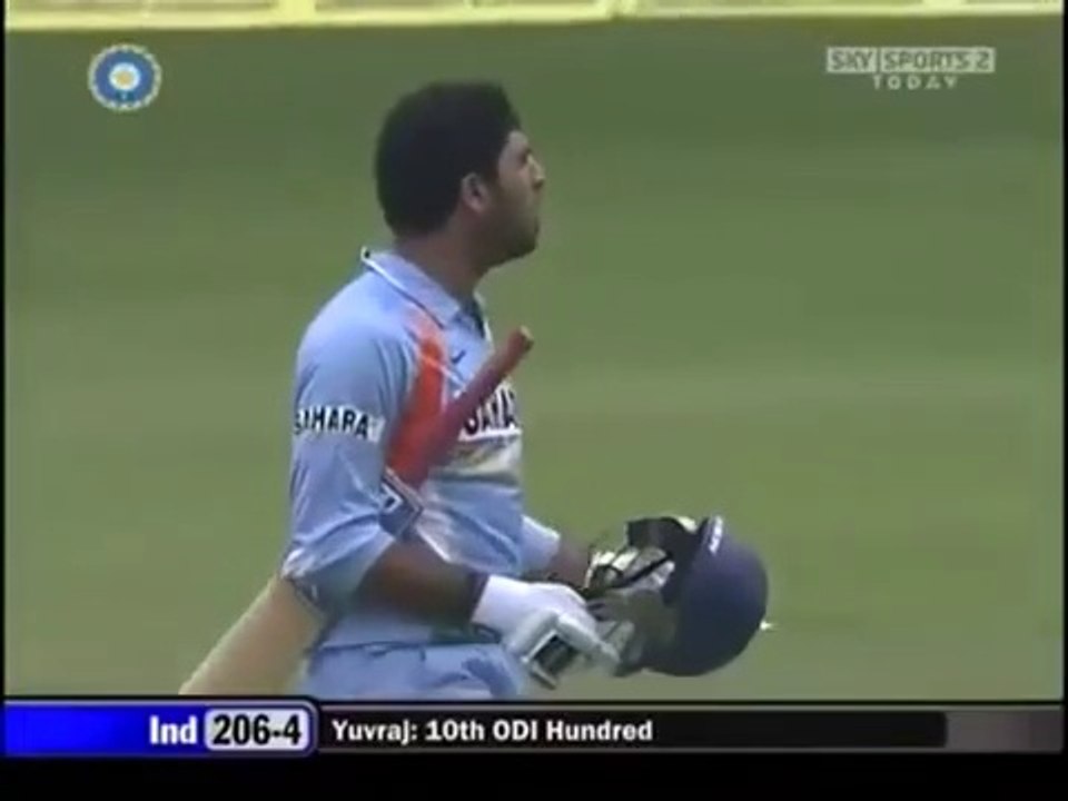 Yuvraj Singh 10th ODI century -- 118 (122) -- India v England -- Indore 2008