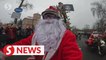 Xmas time: Santas ride motorbikes through Berlin