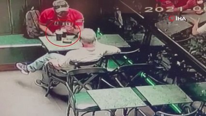 Alman turisti içeceğine ilaç atıp gasp etti