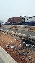المرور يغلق طريق إسكندرية الصحراوى بسبب ظهور شبورة كثيفة منعا للحوادث