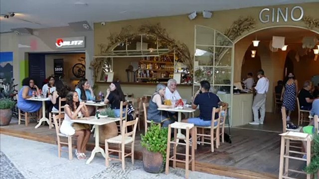 Бразилия ждет вакцинированных от коронавируса туристов