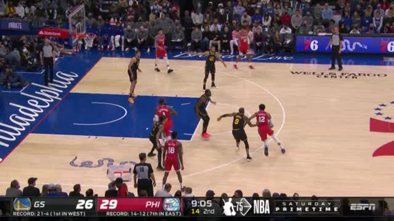 Curry made to wait for three-point record as 76ers down Warriors